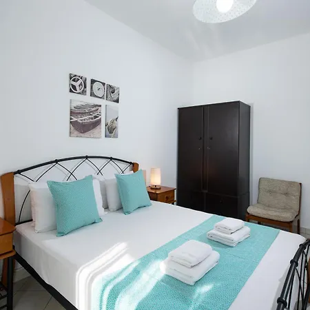 Kentrikon Guest house *